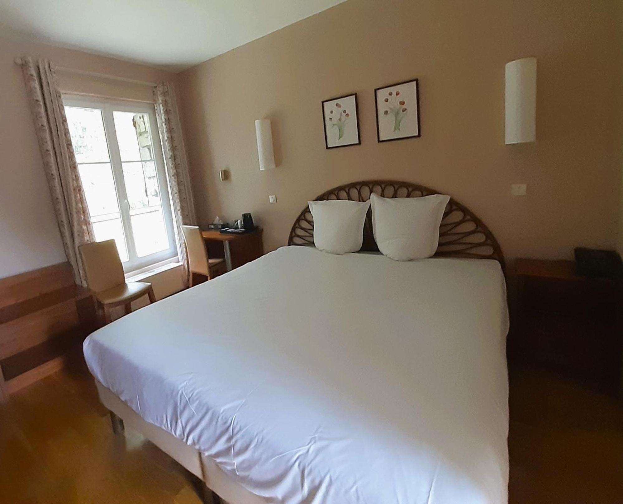 Hostellerie Du Lys Lamorlaye ภายนอก รูปภาพ